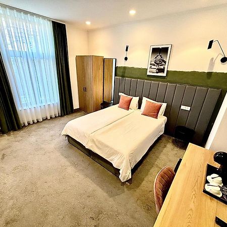 Victoria Rooms Oradea Eksteriør bilde
