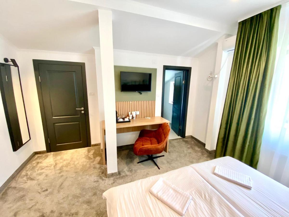 Victoria Rooms Oradea Eksteriør bilde